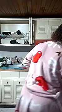 Snapshot of Camille_rose_ chatting on March 12, 1:14 am Camille rose online show from March 12, 1:14 am