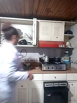 Snapshot of Camille_rose_ chatting on September 27, 12:10 pm Camille rose online show from September 27, 12:10 pm