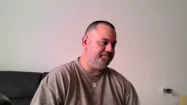 Snapshot of your_man85 chatting on March 5, 9:16 am your man85 online show from March 5, 9:16 am