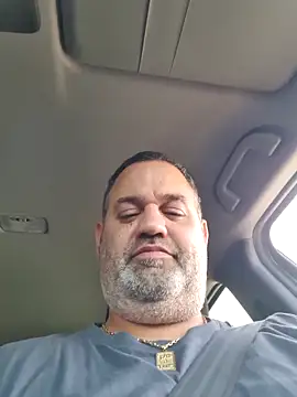 Snapshot of your_man85 chatting on February 23, 12:13 pm your man85 online show from February 23, 12:13 pm