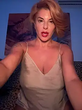 Selvaggia official83 online show from July 25, 10:51 pm
