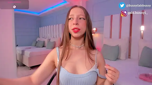 Snapshot of gabi_bunny chatting on February 13, 2:57 pm gabi bunny online show from February 13, 2:57 pm