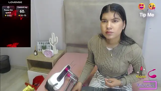 SophiaMeyerst online show from April 15, 12:56 pm