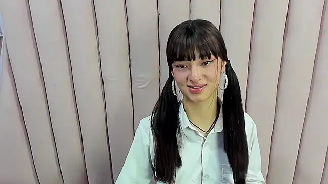 Snapshot of Aurora_18 chatting on January 25, 8:42 pm Aurora 18 online show from January 25, 8:42 pm