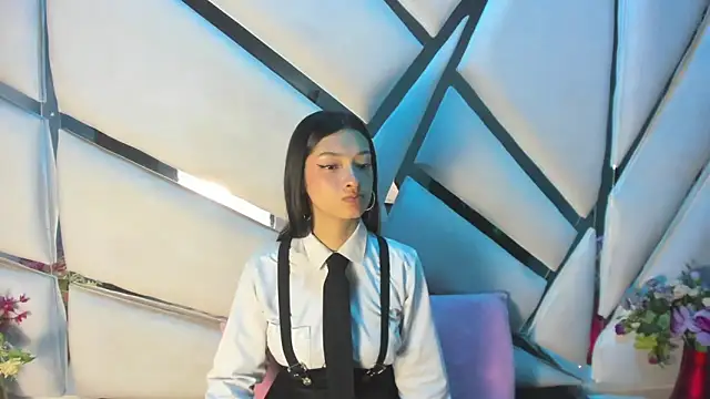 Snapshot of Aurora_18 chatting on February 21, 3:02 pm Aurora 18 online show from February 21, 3:02 pm