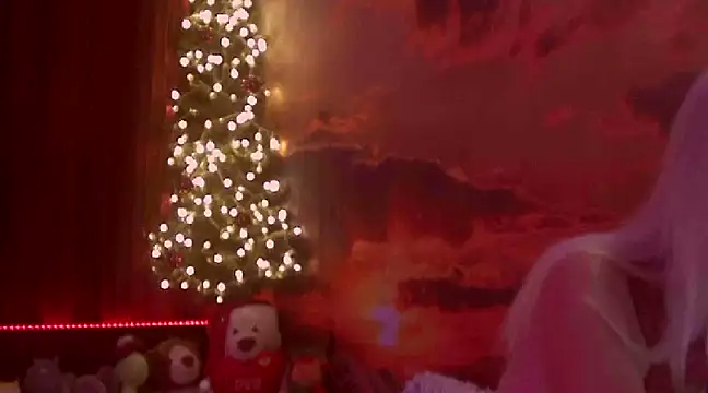 MoniCutex online show from December 31, 1:57 am
