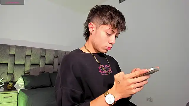 Snapshot of MarcusCollinss_ chatting on December 21, 12:16 pm MarcusCollinss online show from December 21, 12:16 pm