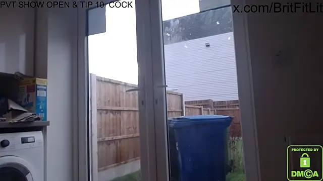 Snapshot of BritishHappyEnding chatting on February 3, 1:19 pm BritishHappyEnding online show from February 3, 1:19 pm