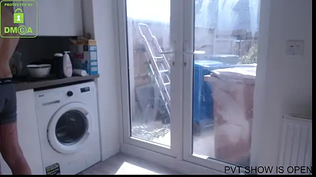 Snapshot of BritishHappyEnding chatting on September 9, 11:43 am BritishHappyEnding online show from September 9, 11:43 am