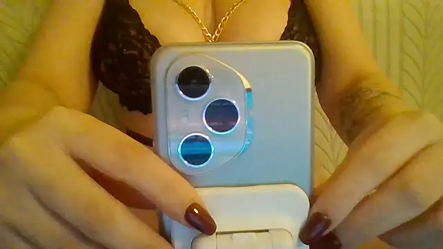 Twerkqueenn online show from November 23, 11:48 pm