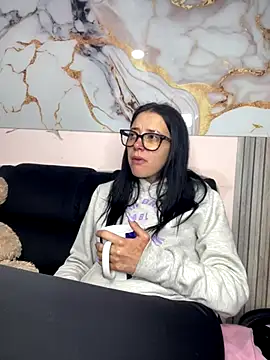 Isabella 21x online show from November 7, 12:38 pm