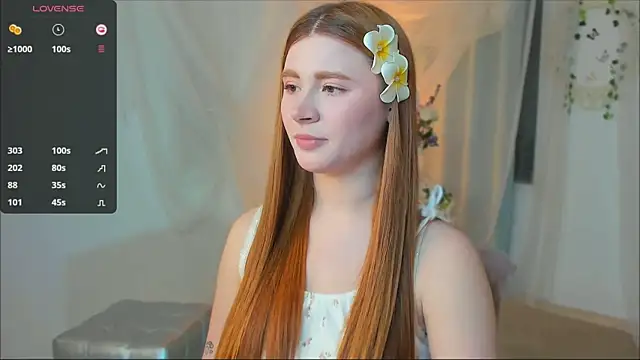 Snapshot of Freckle_Diyana chatting on February 7, 9:58 pm Freckle Diyana online show from February 7, 9:58 pm