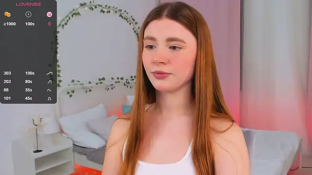 Snapshot of Freckle_Diyana chatting on March 13, 10:10 pm Freckle Diyana online show from March 13, 10:10 pm