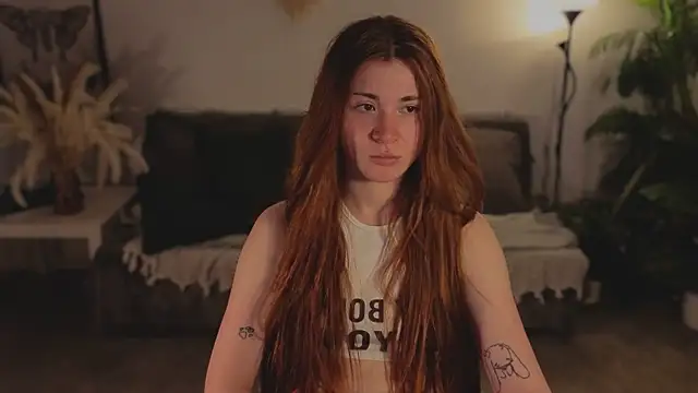 Freckle Diyana online show from May 13, 4:26 pm