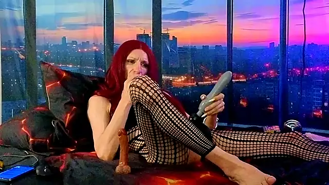 Snapshot of LuvNuk chatting on June 26, 7:07 pm LuvNuk online show from June 26, 7:07 pm