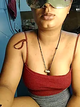 Snapshot of Manpreet_kaur21 chatting on May 18, 5:02 am Manpreet kaur21 online show from May 18, 5:02 am