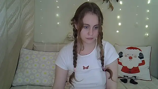 Snapshot of Sellya_Houston chatting on December 2, 3:47 pm Sellya Houston online show from December 2, 3:47 pm