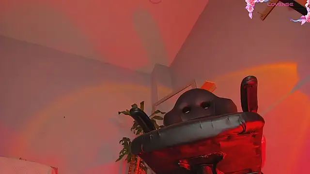 charlotte  grey online show from March 23, 5:39 pm