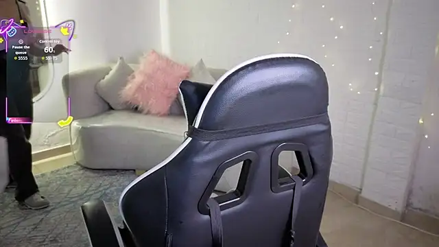 marilin a online show from April 7, 9:04 pm