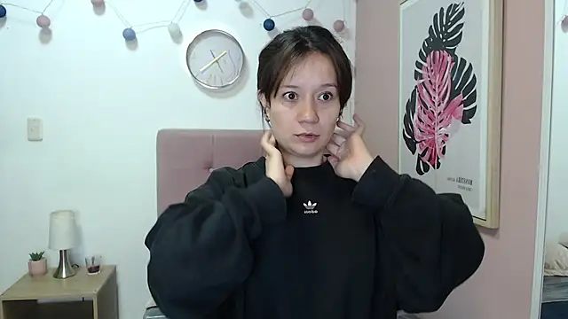 lanna 1878 online show from March 18, 1:25 pm