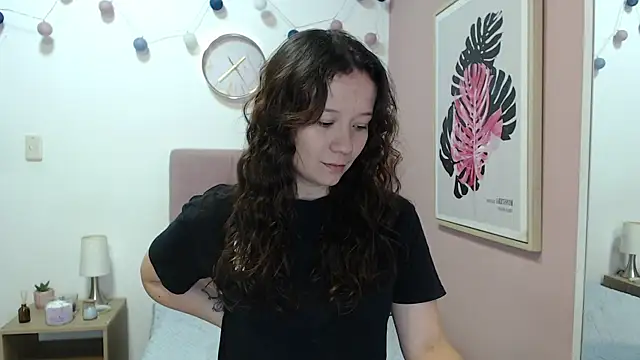 Snapshot of lanna_1878 chatting on July 7, 1:26 pm lanna 1878 online show from July 7, 1:26 pm