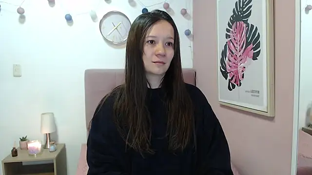 Snapshot of lanna_1878 chatting on July 9, 1:15 pm lanna 1878 online show from July 9, 1:15 pm