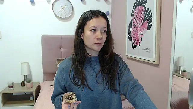 Snapshot of lanna_1878 chatting on July 17, 1:18 pm lanna 1878 online show from July 17, 1:18 pm