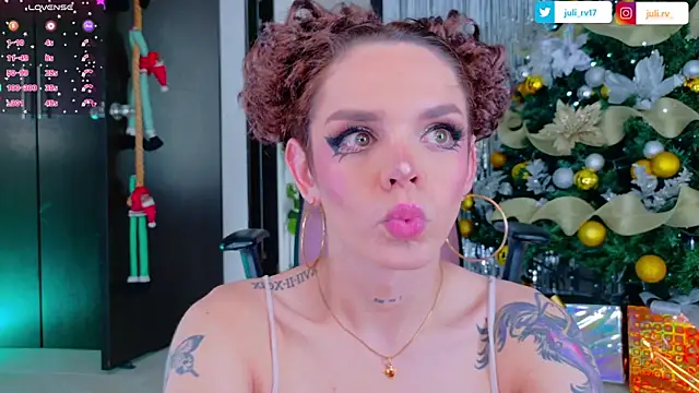 Chris parker27 online show from January 8, 4:00 pm