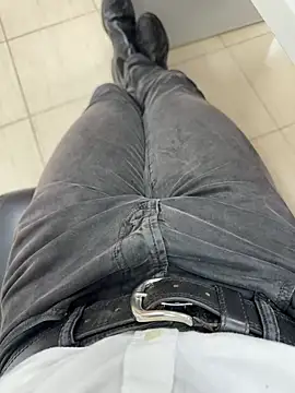 hotisraeli online show from December 26, 3:10 pm