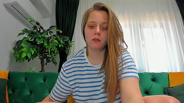 Snapshot of bonnie6969 chatting on March 9, 10:08 am bonnie6969 online show from March 9, 10:08 am