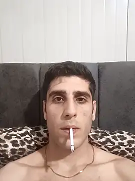 arenn1997 online show from April 11, 12:04 am