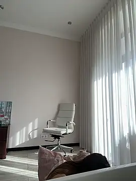 Hott Lolla online show from March 6, 8:08 am