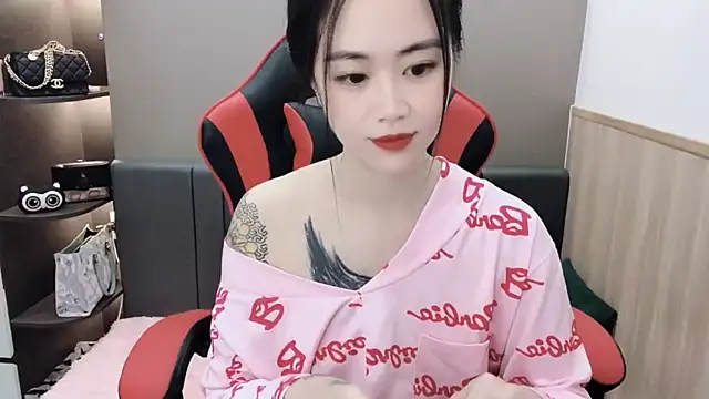 witch-39 online show from December 8, 8:41 am