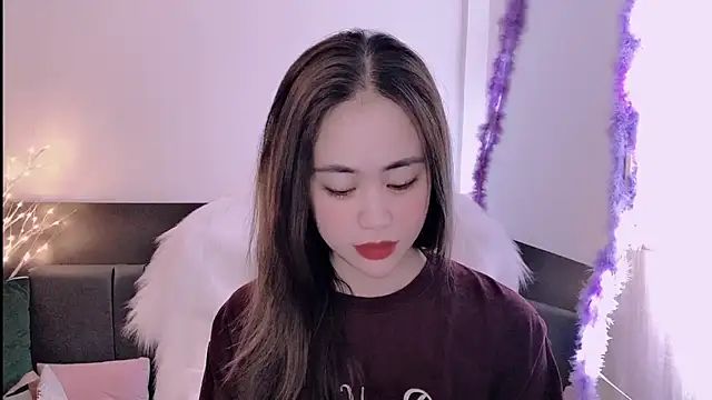 witch-39 online show from February 20, 2:57 pm