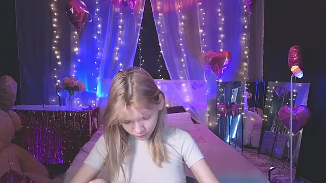 LitaBrom online show from February 22, 10:03 am