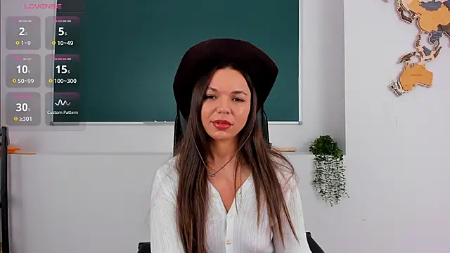 Snapshot of CamillaLarson chatting on March 27, 8:26 am CamillaLarson online show from March 27, 8:26 am