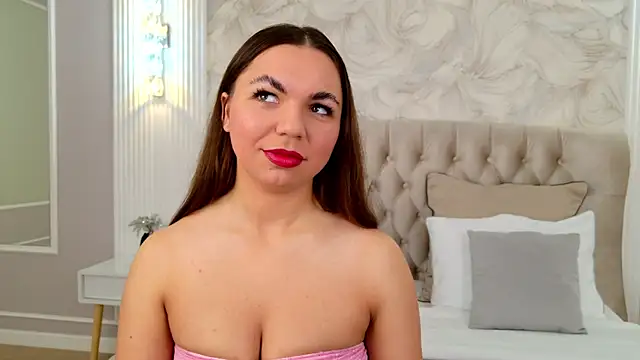 Snapshot of CamillaLarson chatting on April 29, 3:10 am CamillaLarson online show from April 29, 3:10 am