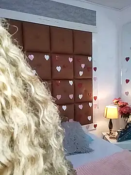 ELLA KELLY online show from February 20, 11:43 am