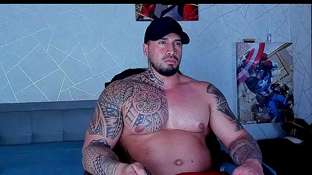 Snapshot of Cristian_Walker chatting on May 16, 1:02 am Cristian Walker online show from May 16, 1:02 am