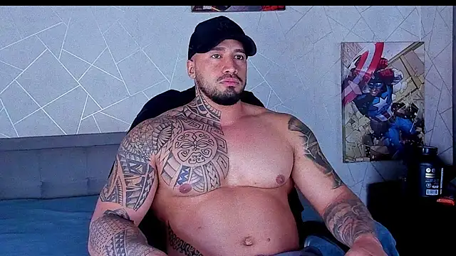 Snapshot of Cristian_Walker chatting on May 24, 12:32 pm Cristian Walker online show from May 24, 12:32 pm