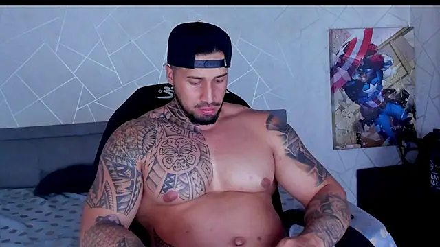 Snapshot of Cristian_Walker chatting on May 29, 12:19 am Cristian Walker online show from May 29, 12:19 am