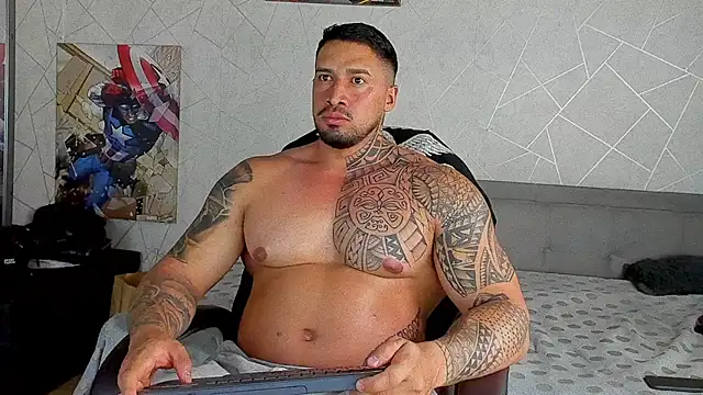 Snapshot of Cristian_Walker chatting on July 3, 10:16 pm Cristian Walker online show from July 3, 10:16 pm