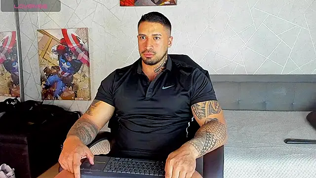 Snapshot of Cristian_Walker chatting on July 10, 1:03 pm Cristian Walker online show from July 10, 1:03 pm