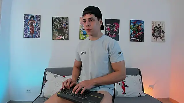 jonathanjoestar  online show from February 14, 9:00 pm