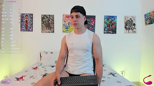 jonathanjoestar  online show from March 2, 9:10 pm