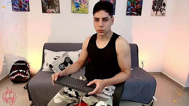 jonathanjoestar  online show from April 17, 8:45 pm