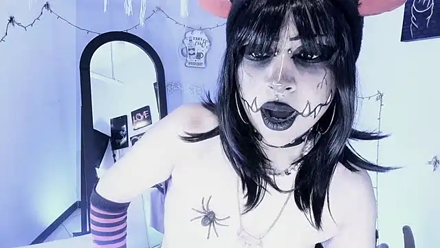 Snapshot of kuromi69 chatting on February 24, 9:18 am kuromi69 online show from February 24, 9:18 am