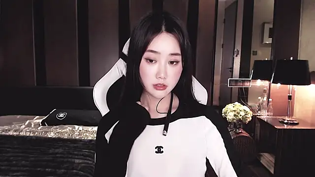 Cartier-  Daji- online show from February 15, 7:51 am