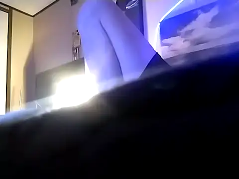 Kentuckysolo online show from December 1, 5:45 am