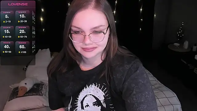 EvaBae online show from December 20, 2:05 pm